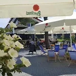 Resort Jurajska Przystan Jastrzab