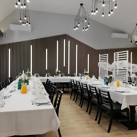 Jurajska Przystan Resort Jastrzab