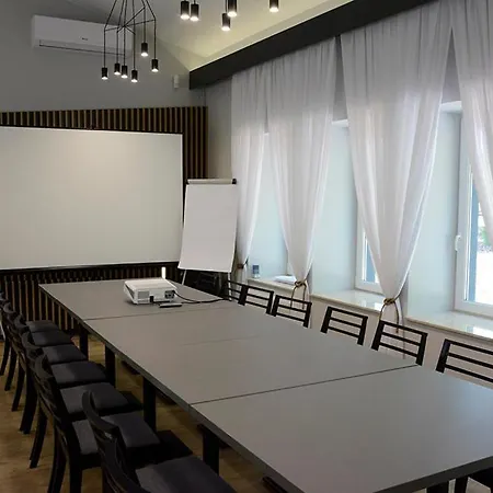 Jurajska Przystan Resort *